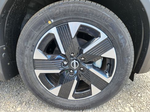 Used 2026 Nissan Kicks SV w/ Cold Weather Package AWD/4WD image 31
