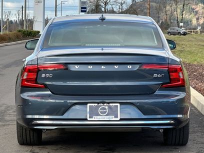 Used 2025 Volvo S90 B6 Plus w/ Protection Package Premier