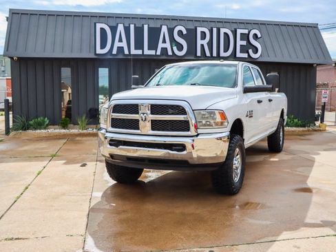 Used 2016 RAM 3500 Tradesman w/ Chrome Appearance Group AWD/4WD image 7