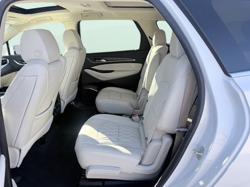 Used 2024 Buick Enclave Avenir w/ LPO, Hit The Road Package image 39