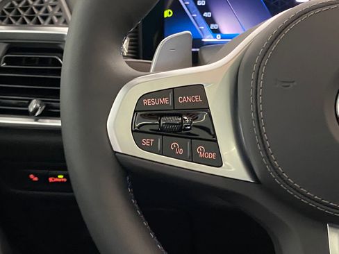 New 2026 BMW X5 M60i w/ Executive Package image 4