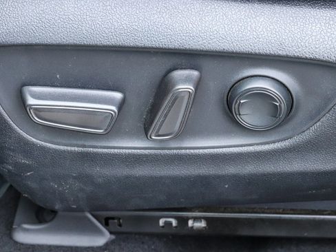 Certified 2022 Toyota RAV4 XLE w/ Convenience Package FWD image 21