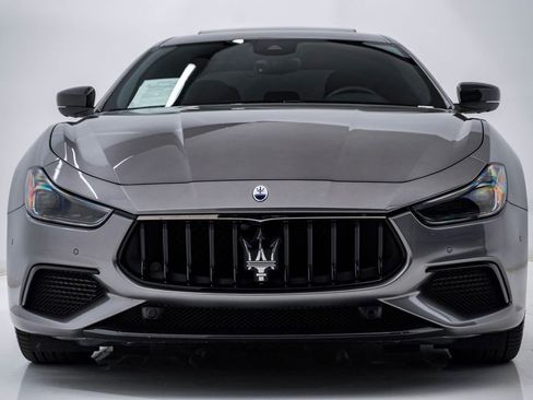 Used 2022 Maserati Ghibli Modena Q4 AWD/4WD image 6