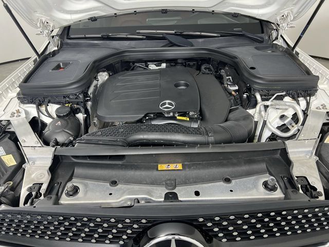 Used 2023 Mercedes-Benz GLC 300 4MATIC Coupe image 30