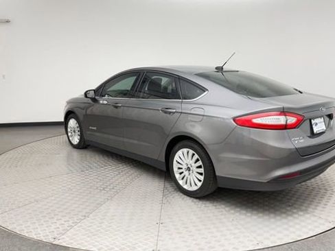 Used 2014 Ford Fusion S image 4