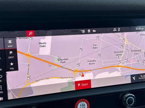 Used 2025 Porsche Macan image 22