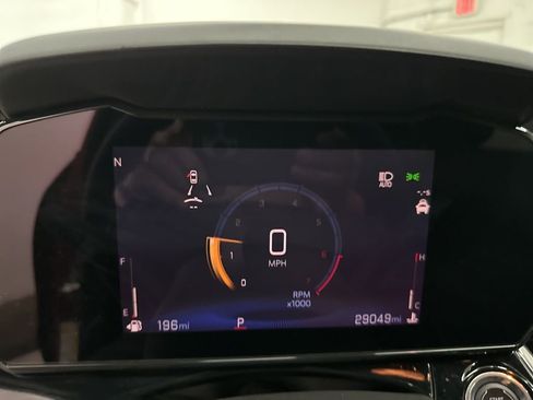 Used 2024 Chevrolet Trax RS w/ Sunroof Package image 13