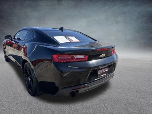 Used 2018 Chevrolet Camaro LS RWD image 9