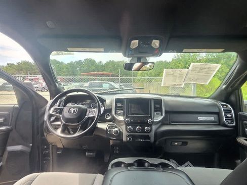 Used 2024 RAM 2500 Big Horn w/ Bed Utility Group AWD/4WD image 5