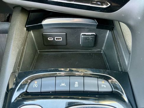 Used 2021 Buick Envision Essence w/ Sport Touring Package image 35