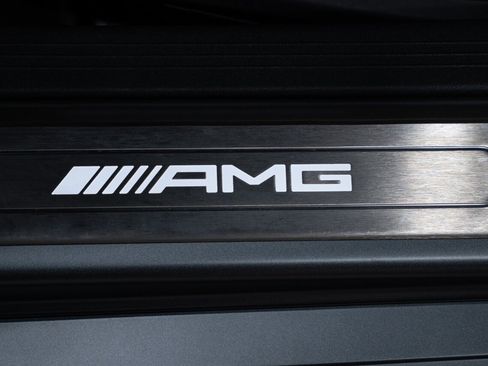 Used 2018 Mercedes-Benz AMG GT S image 25