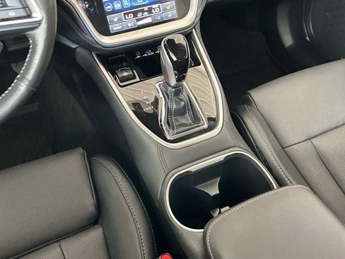 Used 2025 Subaru Outback Limited XT image 14