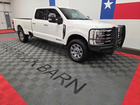 Used 2024 Ford F350 Lariat w/ Lariat Ultimate Package image 3