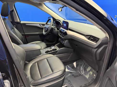 Used 2020 Ford Escape SEL FWD image 25