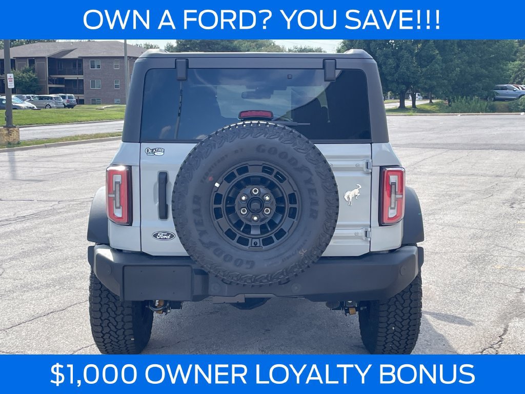 New 2026 Ford Bronco Outer Banks w/ Sasquatch Package AWD/4WD image 4