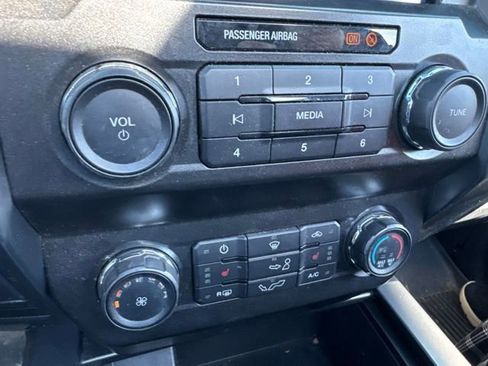 Used 2019 Ford F150 XLT w/ Equipment Group 302A Luxury AWD/4WD image 8