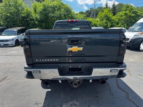 Used 2018 Chevrolet Silverado 2500 W/T w/ WT Convenience Package AWD/4WD image 5
