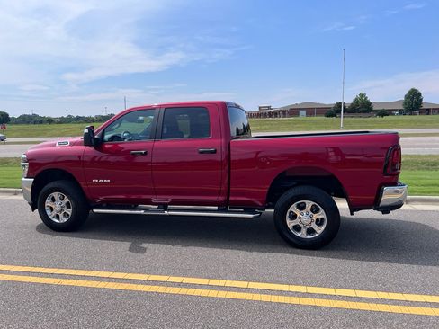 Used 2026 RAM 2500 Big Horn AWD/4WD image 8