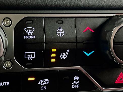 Used 2024 Jeep Wrangler Unlimited Rubicon 392 image 20