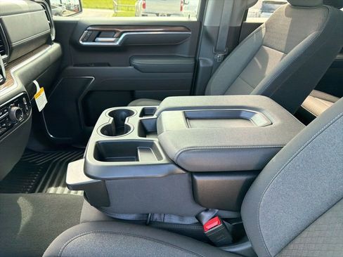 Used 2026 Chevrolet Silverado 1500 LT AWD/4WD image 21