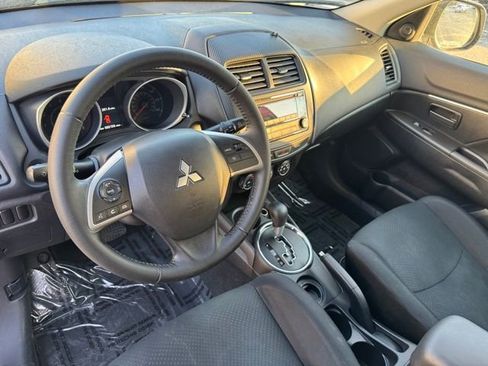 Used 2015 Mitsubishi Outlander Sport ES image 13