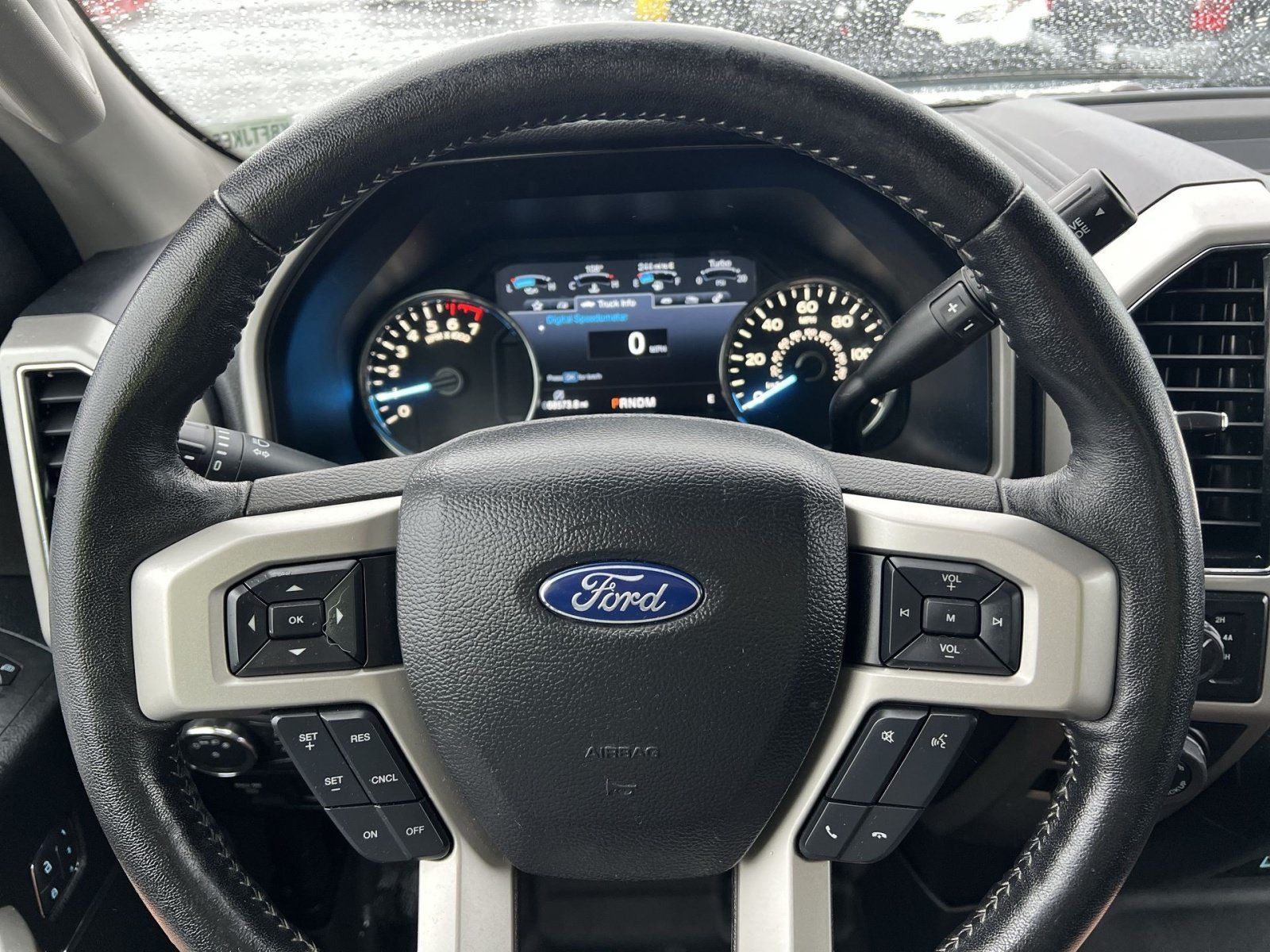 Used 2018 Ford F150 Lariat w/ Heavy-Duty Payload Package AWD/4WD image 16