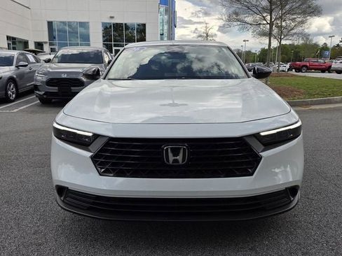 Certified 2025 Honda Accord SE image 10