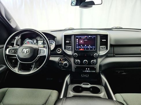 Used 2022 RAM 1500 Big Horn AWD/4WD image 17