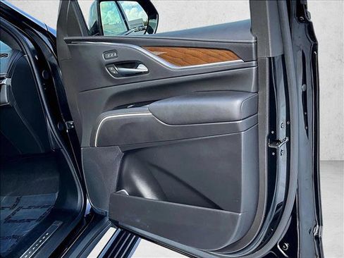 Used 2024 Cadillac Escalade ESV Sport Platinum image 19