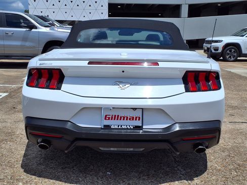 Used 2024 Ford Mustang Premium RWD image 27