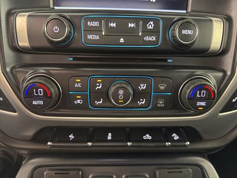 Used 2018 GMC Sierra 1500 SLT w/ SLT Premium Package AWD/4WD image 21