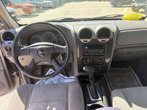 Used 2005 GMC Envoy SLE w/ Sle Preferred Equipment Group AWD/4WD image 12