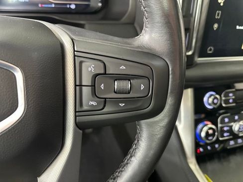 Used 2022 GMC Yukon XL Denali w/ Advanced Technology Package image 16