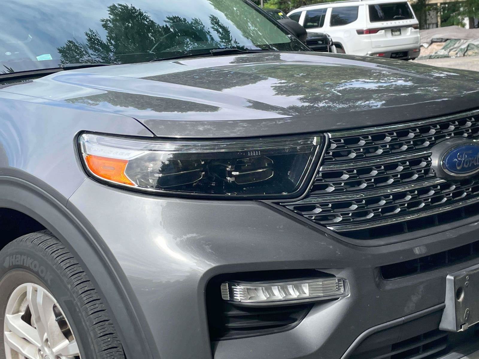 Used 2022 Ford Explorer XLT w/ Equipment Group 202A AWD/4WD image 10