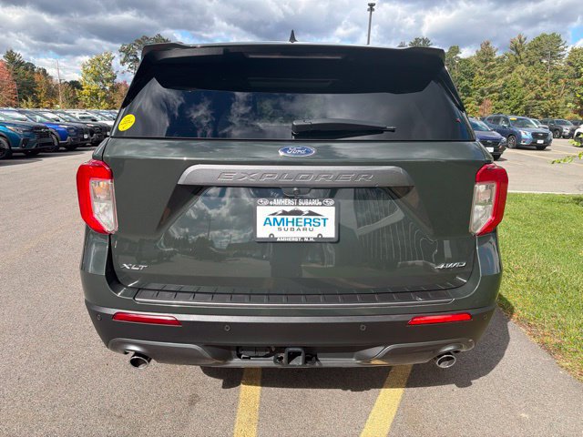 Used 2024 Ford Explorer XLT w/ Equipment Group 202A AWD/4WD image 6