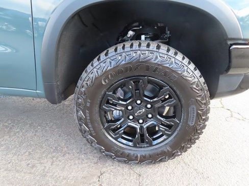 Certified 2025 Chevrolet Silverado 1500 ZR2 w/ Technology Package image 12