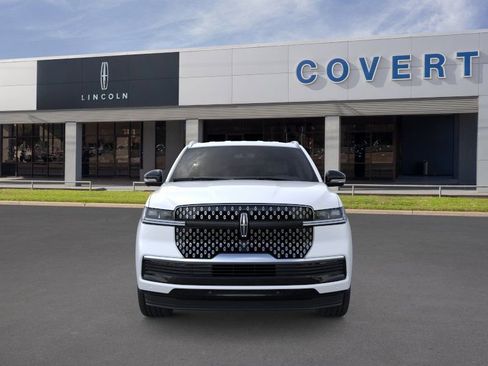 New 2026 Lincoln Navigator L Premier AWD/4WD image 6