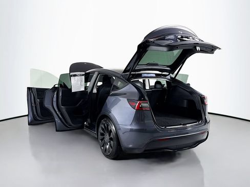 Used 2022 Tesla Model Y Performance AWD/4WD image 31