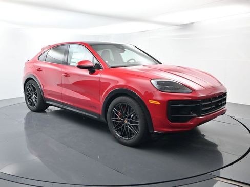 Certified 2026 Porsche Cayenne GTS image 17
