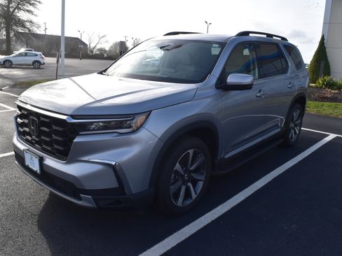 Certified 2023 Honda Pilot Elite image 1