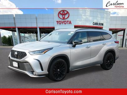 Used 2023 Toyota Highlander XSE