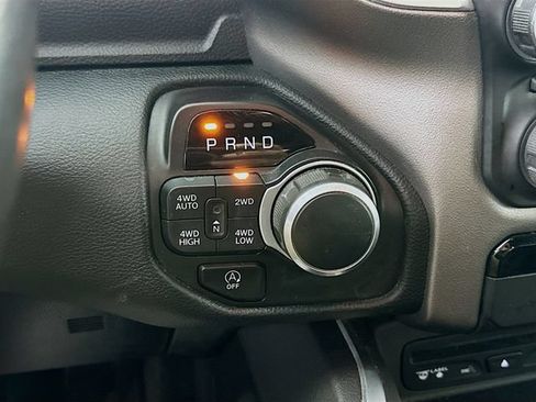 Used 2019 RAM 1500 Big Horn AWD/4WD image 23