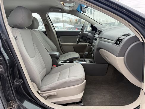 Used 2012 Ford Fusion SE image 12