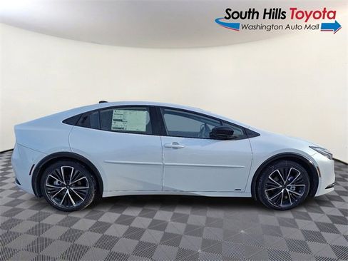 New 2026 Toyota Prius Limited w/ Limited Premium Package image 7