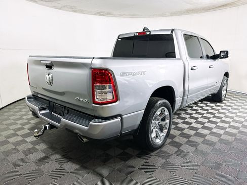 Used 2022 RAM 1500 Big Horn AWD/4WD image 3