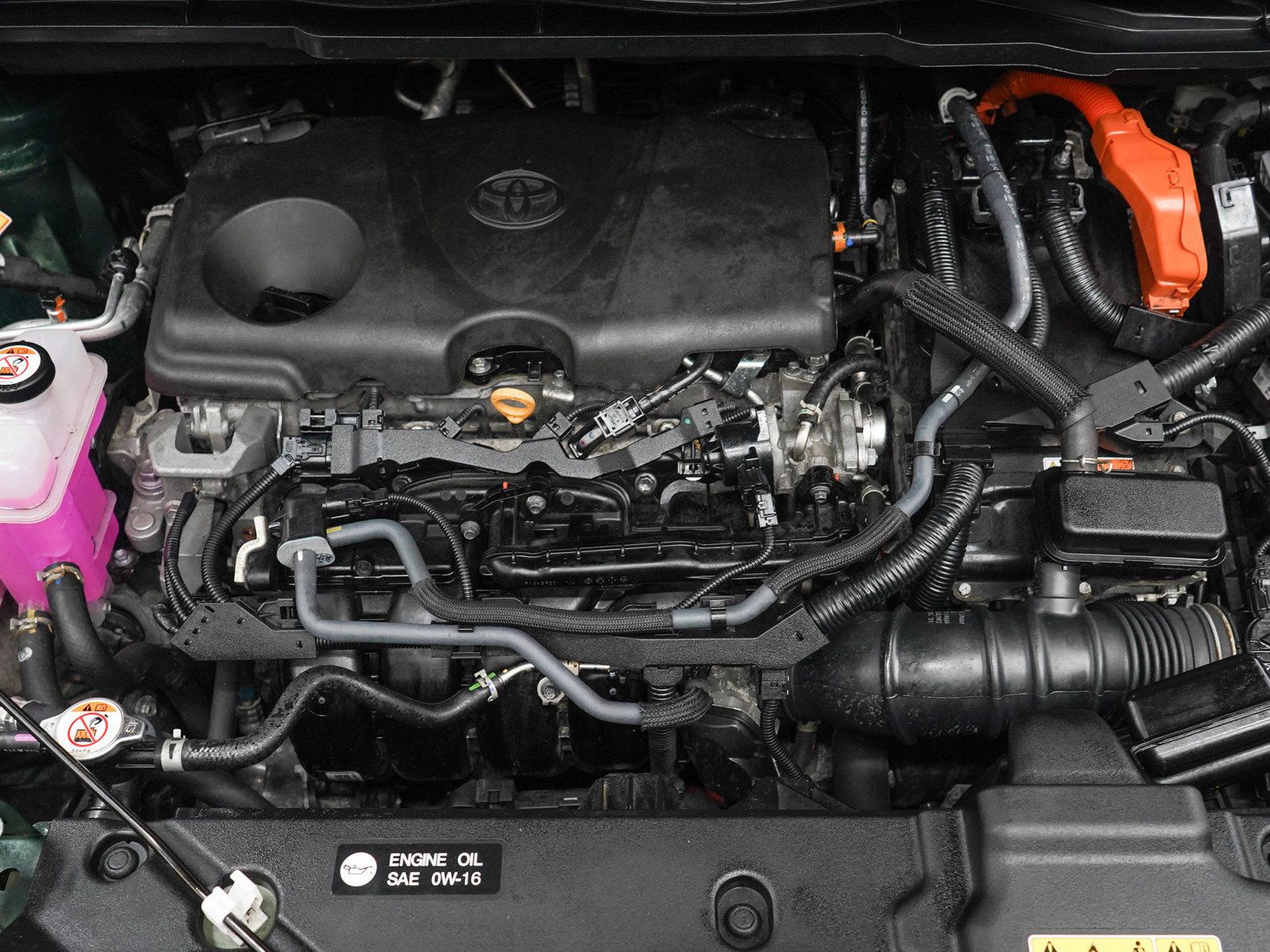 Used 2025 Toyota Sienna Platinum AWD/4WD image 37