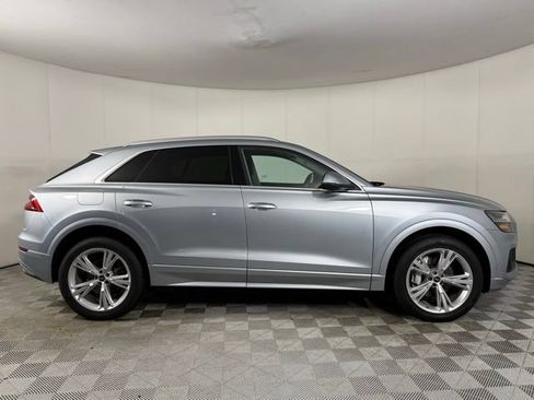 Used 2023 Audi Q8 Premium Plus AWD/4WD image 9