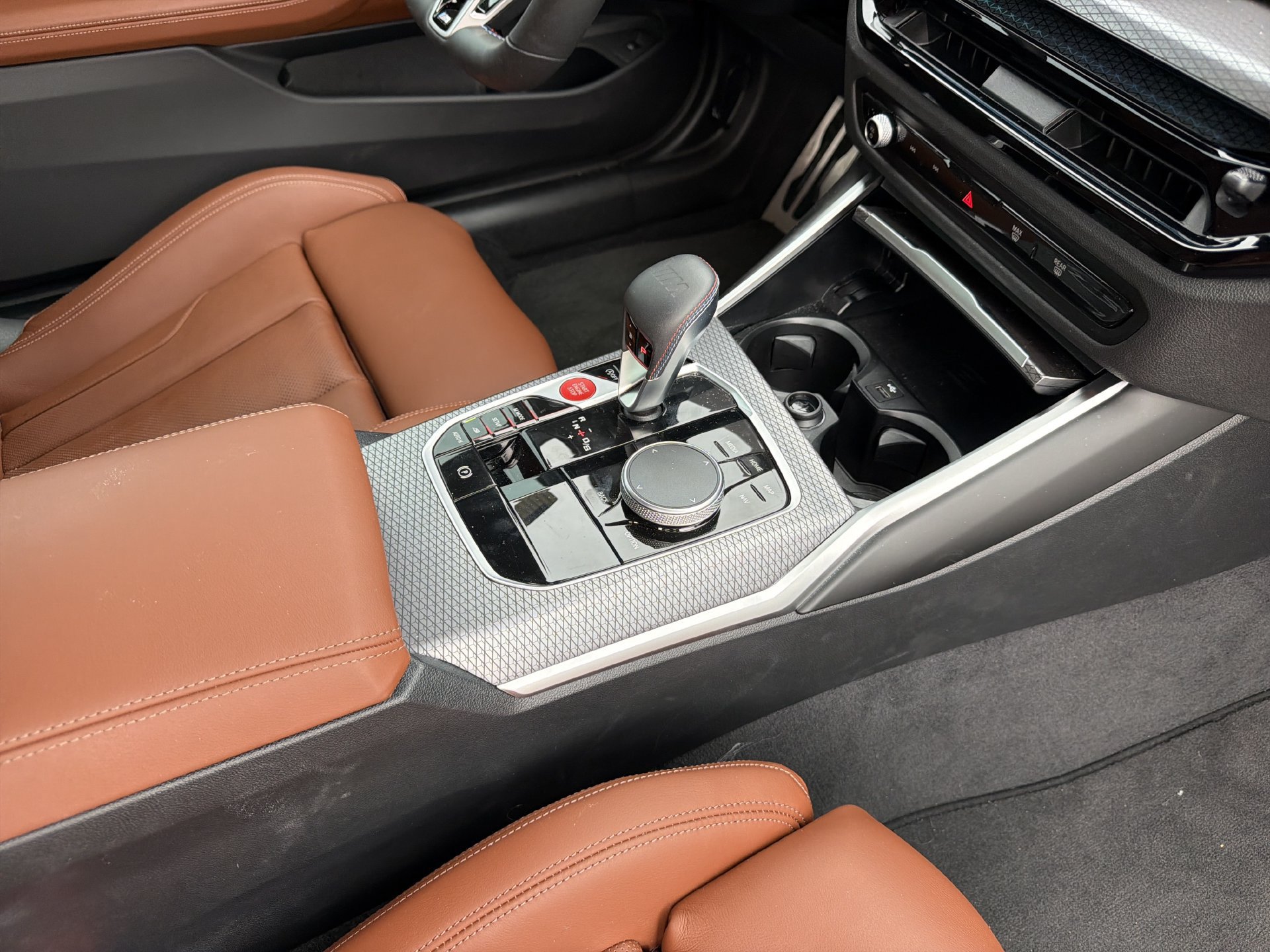 Used 2025 BMW M4 Competition RWD image 27