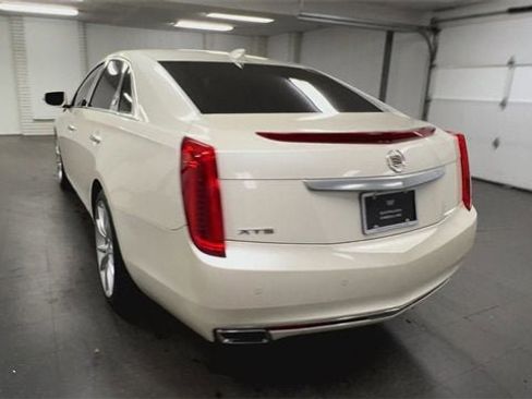 Certified 2015 Cadillac XTS Premium w/ Driver Assist Package image 7