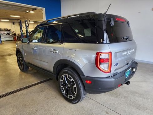 Used 2021 Ford Bronco Sport Outer Banks image 2